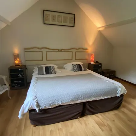 Hotel Les Moulins Du Duc 4*